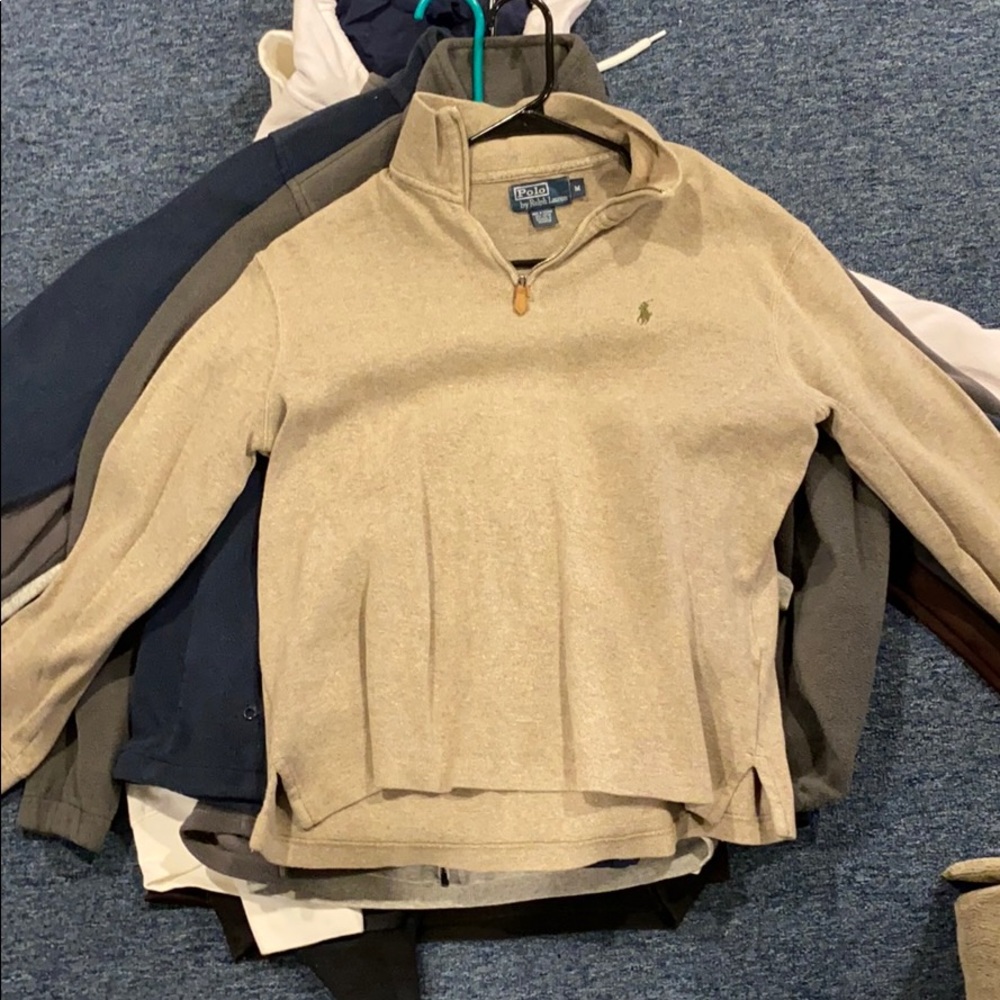Polo pull over